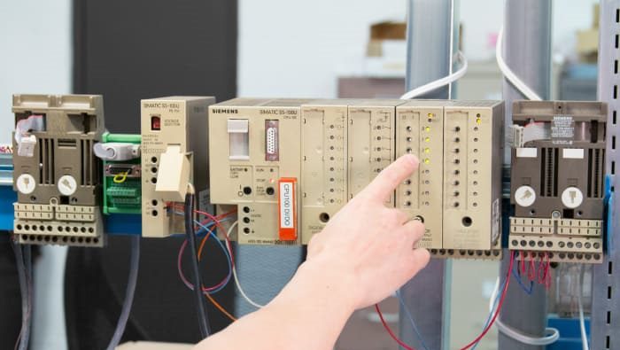 معرفی پی ال سی زیمنس سری Simatic S5
