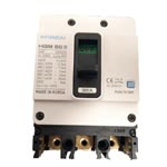 کلید اتوماتیک کامپکت حرارتی مغناطیسی هیوندای، انتخابی هوشمندانه برای حفاظت از تجهیزات الکتریکی در فضاهای محدود با طراحی فشرده و کارآمد.