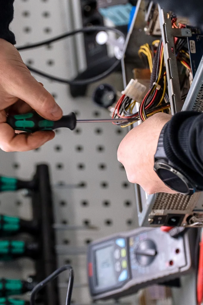 تعمیر اینورتر با قطعات اورجینال